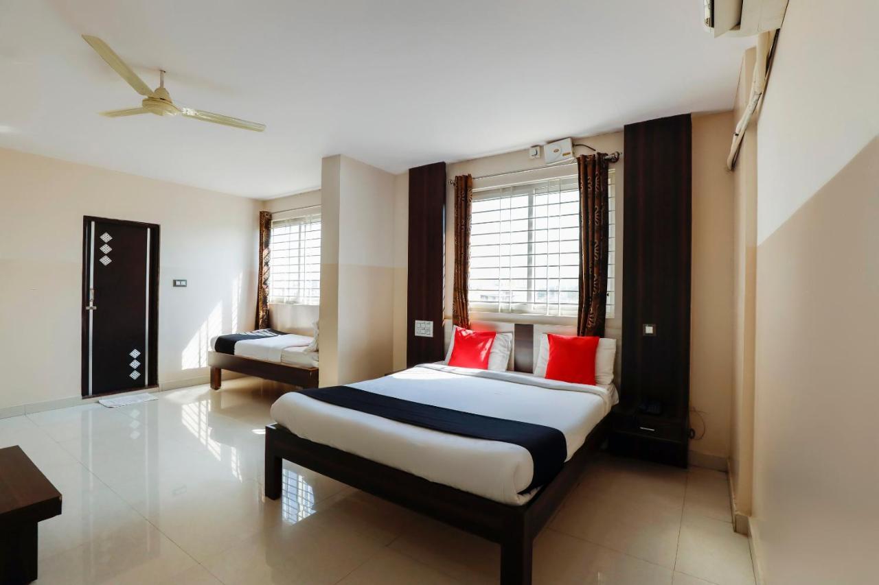 Capital O 70534 Habitat Suites And Rooms Bangalore Exterior photo